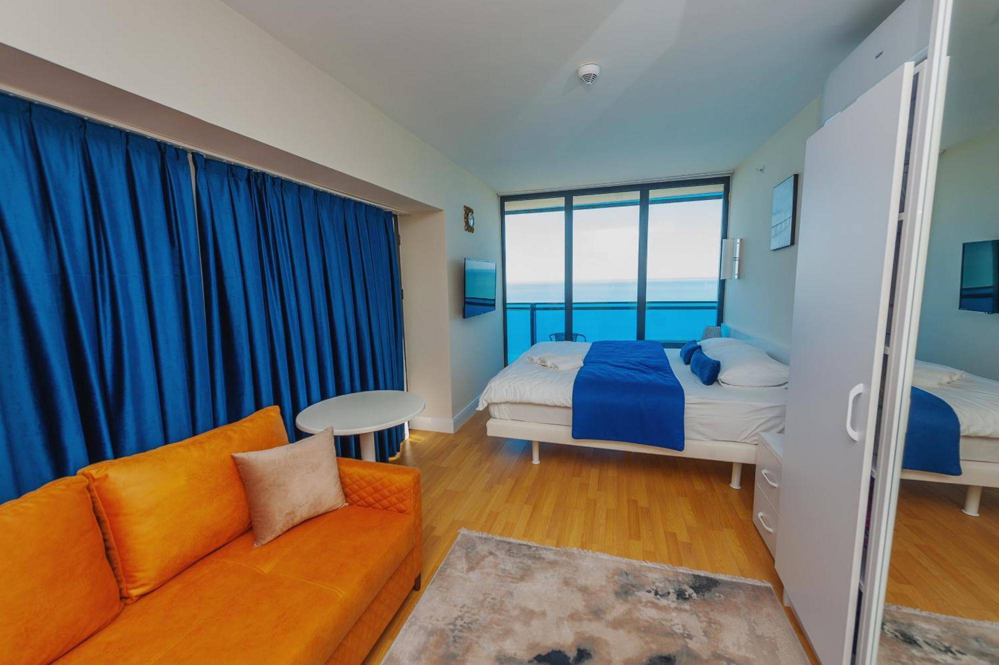 P A N O R A M A A P R T H T E L Orbi With Sea View Otel Batum Dış mekan fotoğraf