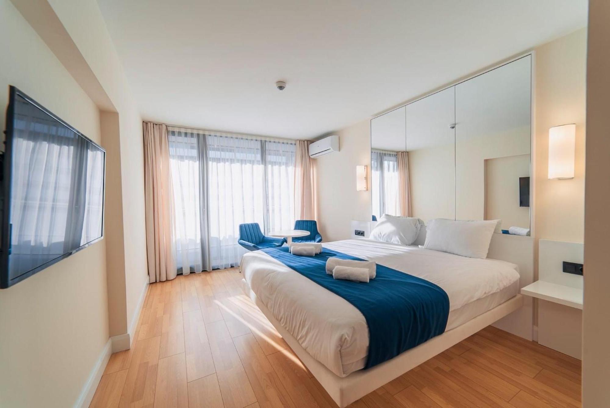 P A N O R A M A A P R T H T E L Orbi With Sea View Otel Batum Dış mekan fotoğraf